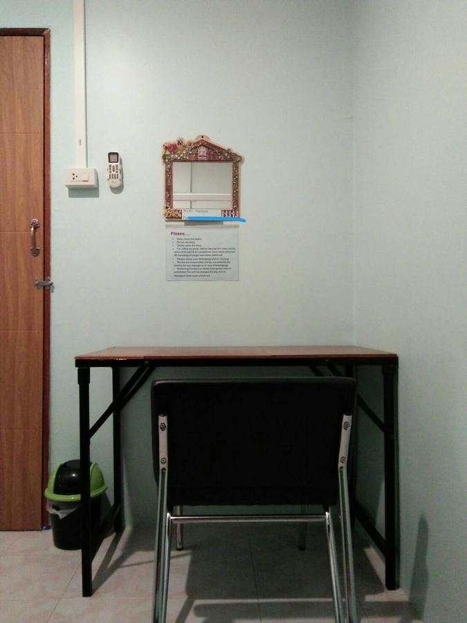 Yellow Hostel Bangkok Dış mekan fotoğraf