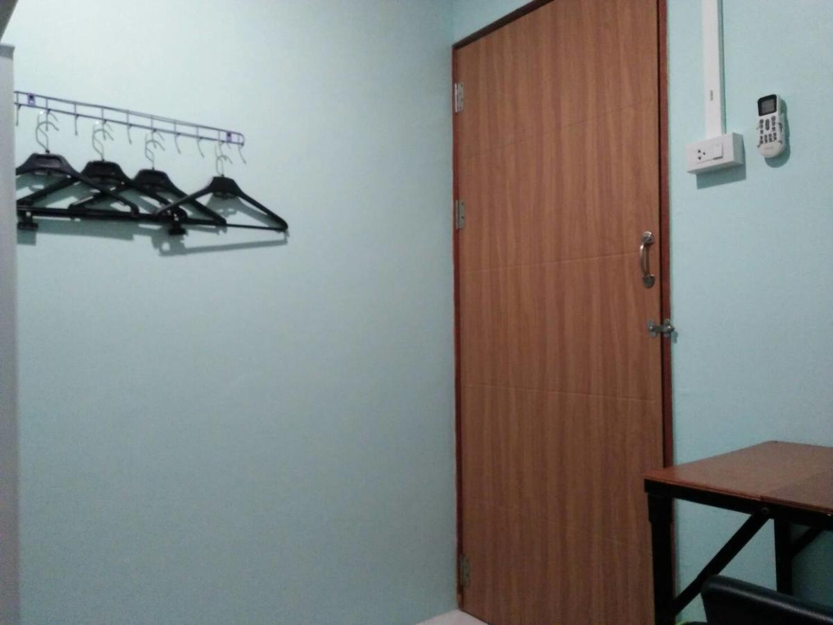 Yellow Hostel Bangkok Dış mekan fotoğraf